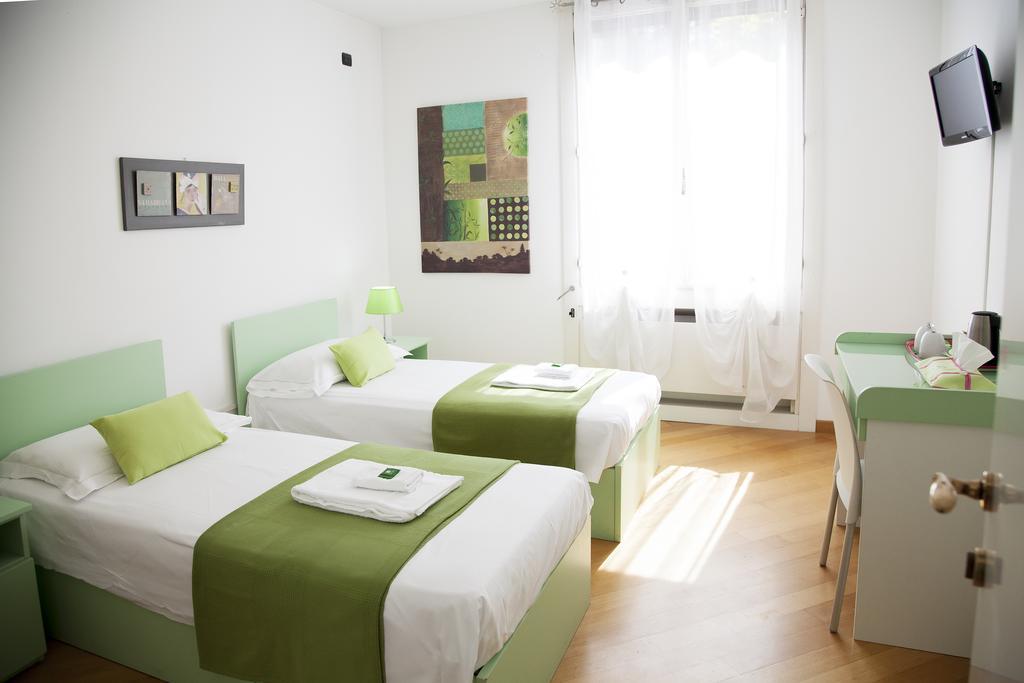 B&B Botton D'Oro Basiglio Exterior photo